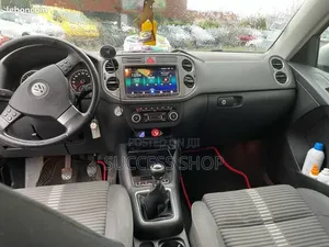 Volkswagen Tiguan 2006-2016 Android Screen + Reverse Camera