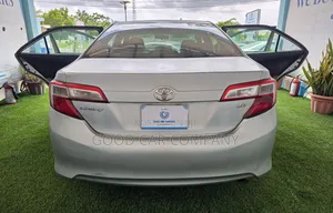 Toyota Camry 2012 Silver