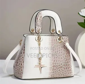 Retro Luxury Hand Bag