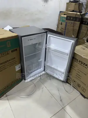 Hisense Apartment Size Refrigerator