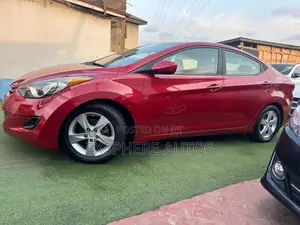 Hyundai Elantra 2011 Red