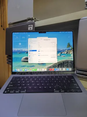 Laptop Apple MacBook Pro 2023 M2 16GB Intel Core Ultra 7 SSD 512GB