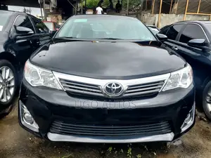 Toyota Camry LE 4dr Sedan (2.5L 4cyl 6A) 2013 Black