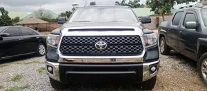 Toyota Tundra 2018 Black