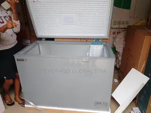 Scanforst Chest Freezer 250l