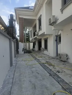 4bdrm Duplex in Garki 2 for rent