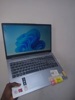 Laptop Lenovo IdeaPad 1 4GB AMD SSD 128GB