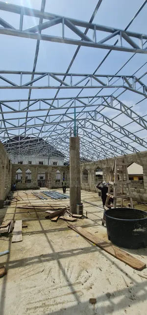 Galvanized Steel Roof Trusses / Aluminium Fabrication