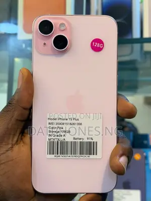 Apple iPhone 15 Plus 128 GB Pink