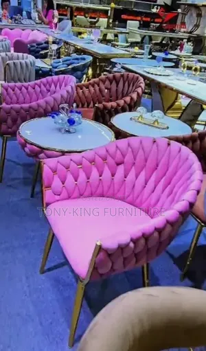 Modern Luxury Apartment Lodge Chair With Golden Metal Leg