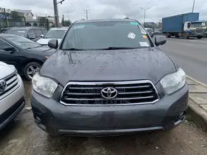 Toyota Highlander 2009 Gray