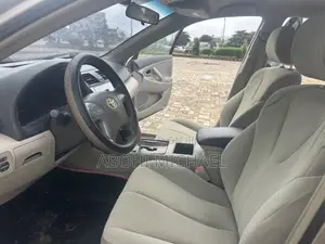 Toyota Camry LE 4dr Sedan (2.4L 4cyl 5A) 2008 Gold