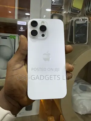 Apple iPhone 15 Pro Max 512 GB White