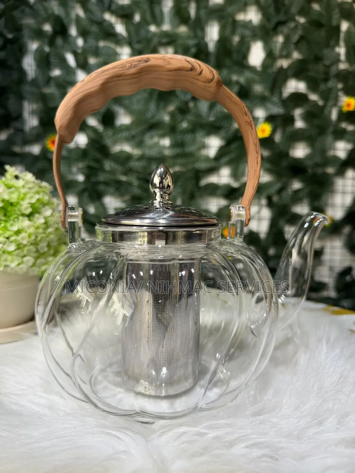 Handheld Teapot