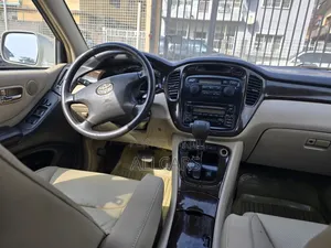 Toyota Highlander 2003 Silver