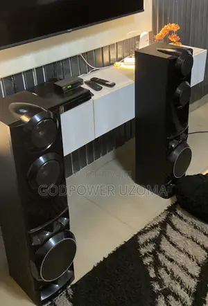 LG Dual Built in Subwoofer 1250watt and Home Theater Dvd.
