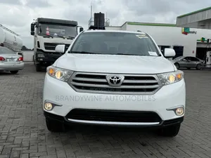 Toyota Highlander 2013 Off white