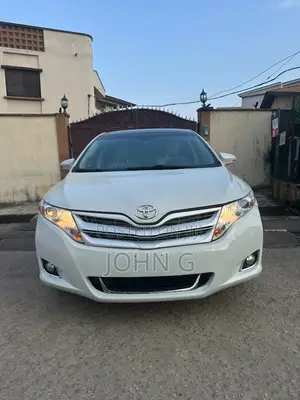 Toyota Venza Limited AWD V6 2013 White
