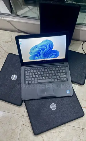 Laptop Dell Latitude 3390 4GB Intel Core i3 HDD 500GB
