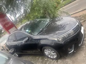 Toyota Corolla 2014 Black