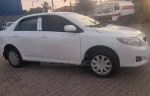 Toyota Corolla 2009 White