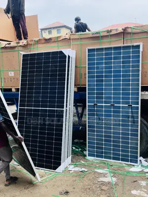 750w Qcell Byfacial Solar Panel 156cell Very Good Quality in Stock