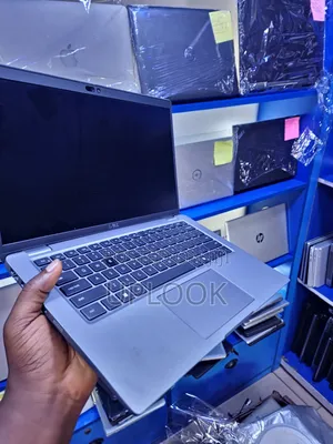 Laptop Dell Latitude 5450 16GB Intel Core i5 SSD 512GB