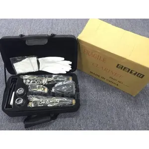 Yamaha Professional Clarinet With Complete Accessories