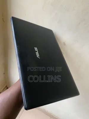 Laptop Asus X75A 4GB Intel Core i3 HDD 500GB