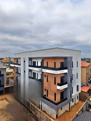 3bdrm Apartment in Maryland Estate for sale