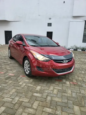 Hyundai Elantra 2012 Red