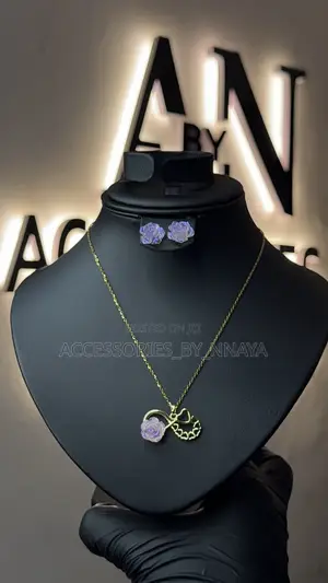Gold Rose Infinity Jewelry Set