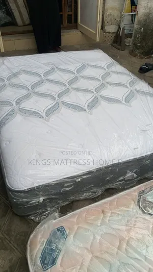 Join the Mattress Move Comfort Hybrid Mattress
