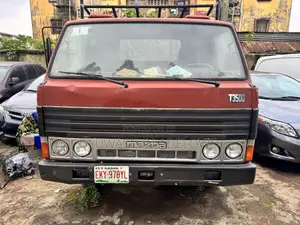 Mazda T3500 Truck