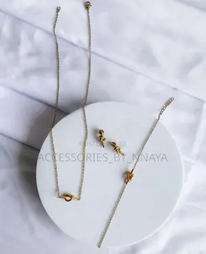 Gold Knot Jewelry Set