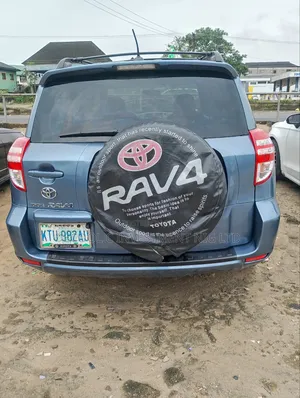 Toyota RAV4 2.5 Limited 2010 Blue