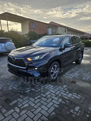 Toyota Highlander 2022 Gray