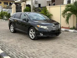 Toyota Venza XLE 2010 Black