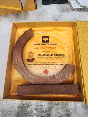 Executive Wooden Glass G7