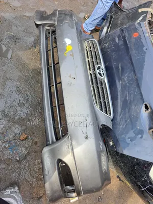 Front Bumper Corolla 2005se