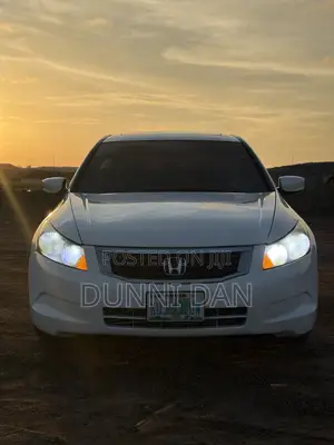 Honda Accord 2010 White