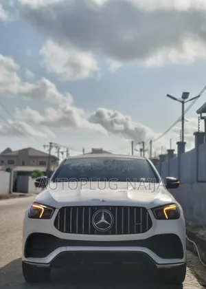 Mercedes-Benz GLE-Class 2023 White