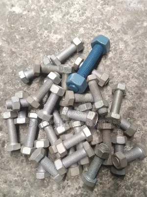 5/8x100 Stud Boit and Nut