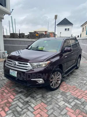 Toyota Highlander Limited 2011 Burgundy