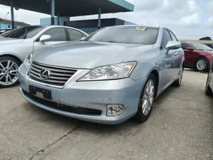 Lexus ES 2012 Blue
