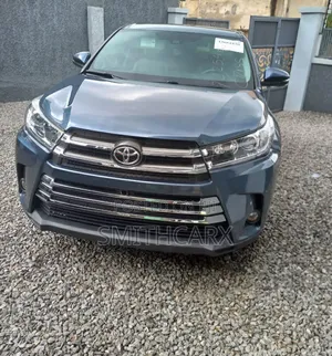Toyota Highlander 2020 Blue