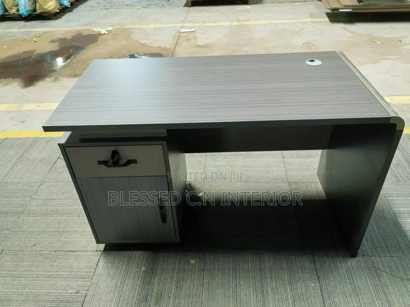 Portable Boss Office Table