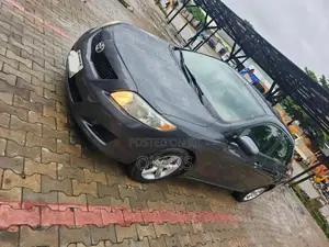 Toyota Corolla LE 4dr Sedan (1.8L 4cyl 4A) 2010 Gray