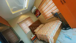 One Bedroom Apartment With Private Room