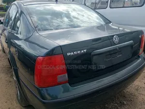 Volkswagen Passat 1.8 T Automatic 2004 Green